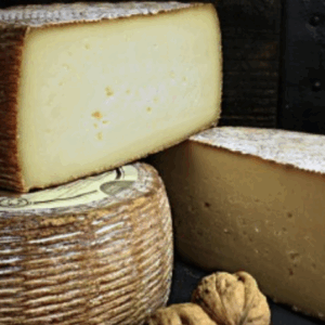Tomme des Croquants affinée à la liqueur de noix